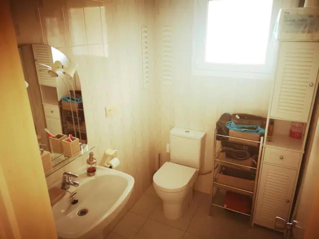 Casa En Urb. Con La Piscina Mas Grande De Javea. Luaran gambar