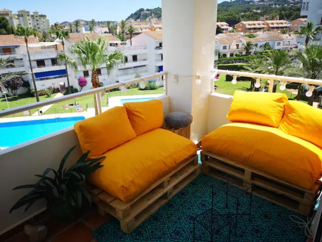 Casa En Urb. Con La Piscina Mas Grande De Javea. Luaran gambar