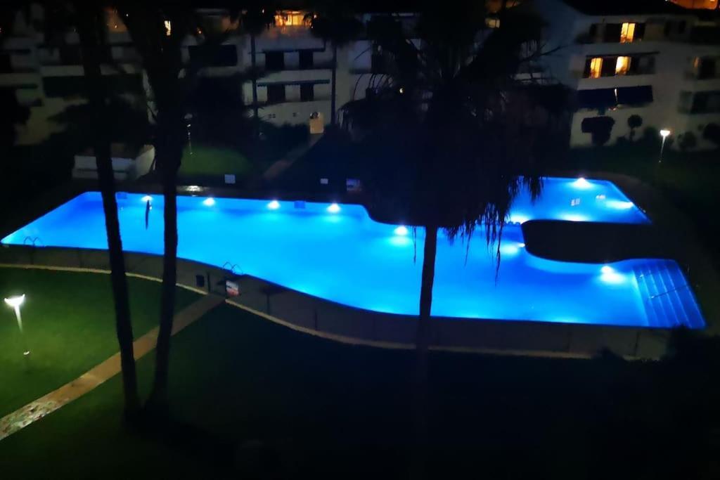 Casa En Urb. Con La Piscina Mas Grande De Javea. Luaran gambar